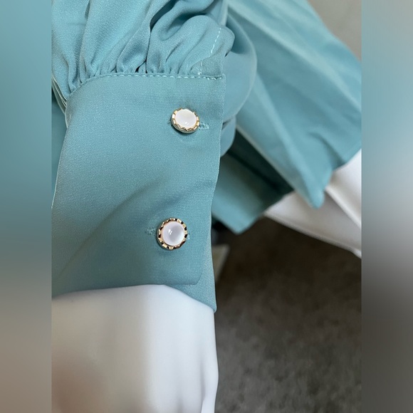 Lantern sleeve shirt collar and pearl,long sleeve,tops,pearl,party dress,formal - Picture 2 of 5